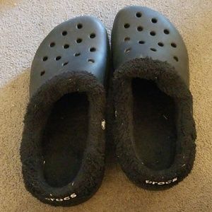 Crocs Winter mens 10 or womens 12 Black